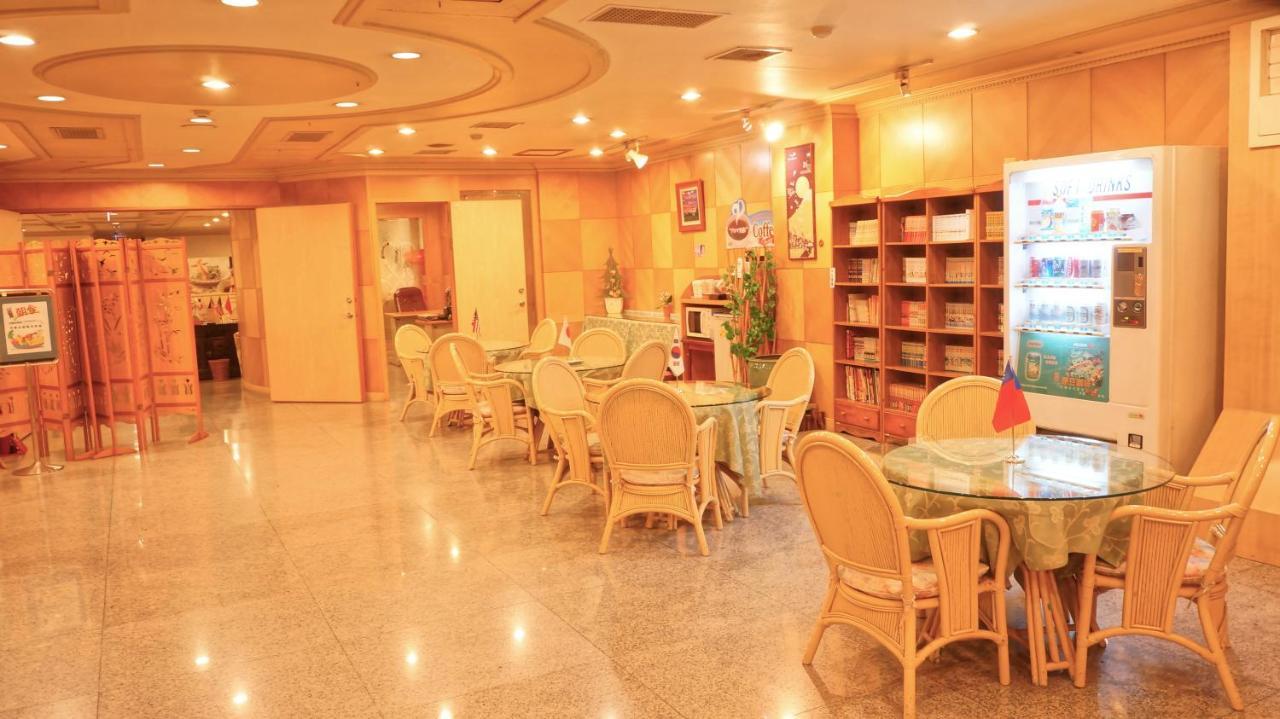 Hwa Du Hotel Tainan Exterior photo